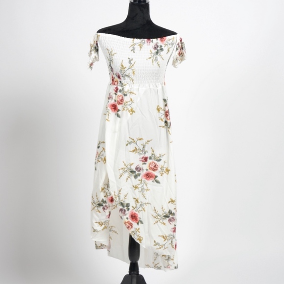 Off the shoulder floral Print Maxi - Picture 4 of 5